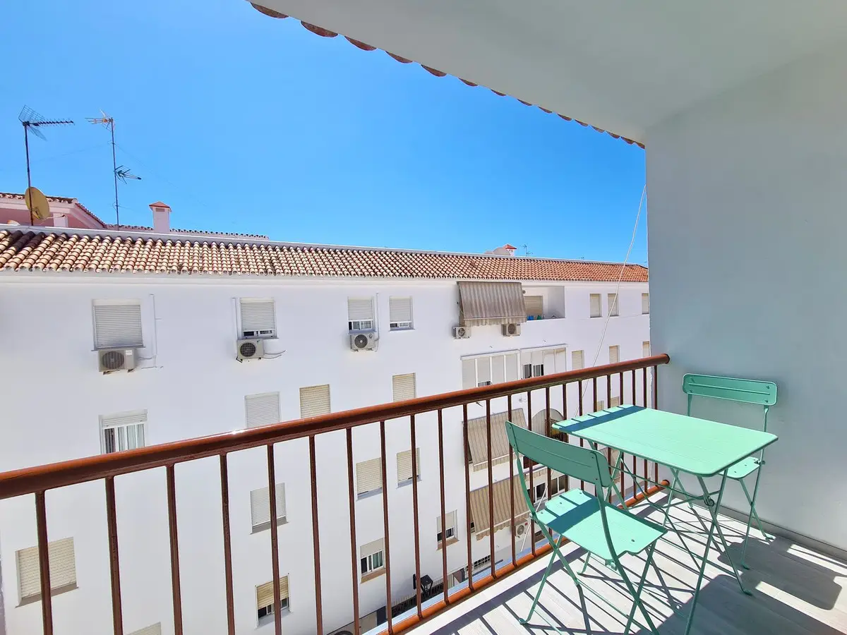 Top Floor Apartment for sale in Estepona — photo 1