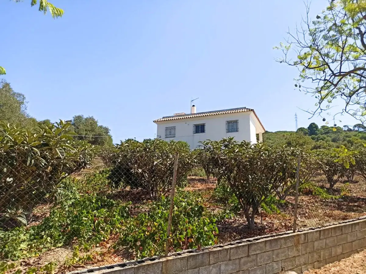 Finca - Cortijo for sale in Estepona — photo 1