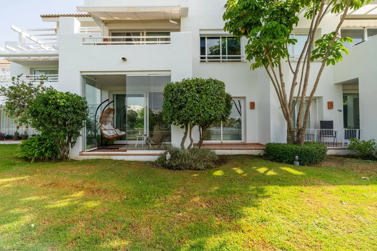 Ground Floor Apartment for sale in Casares — photo 1