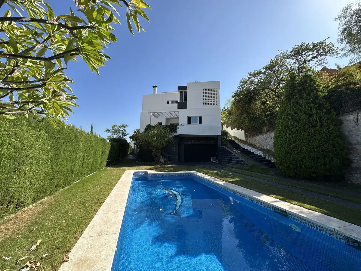 Detached Villa for sale in Cerrado de Calderón — photo 1