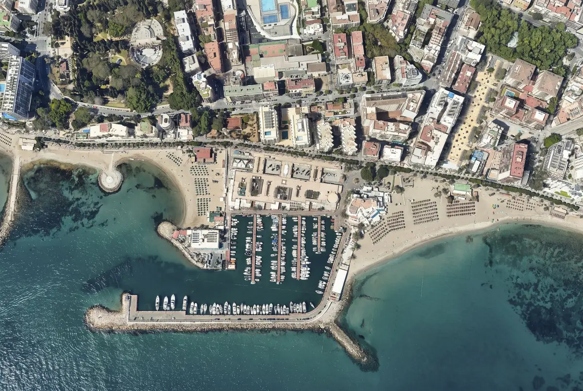 Top Floor Apartment for sale in Marbella — photo 1