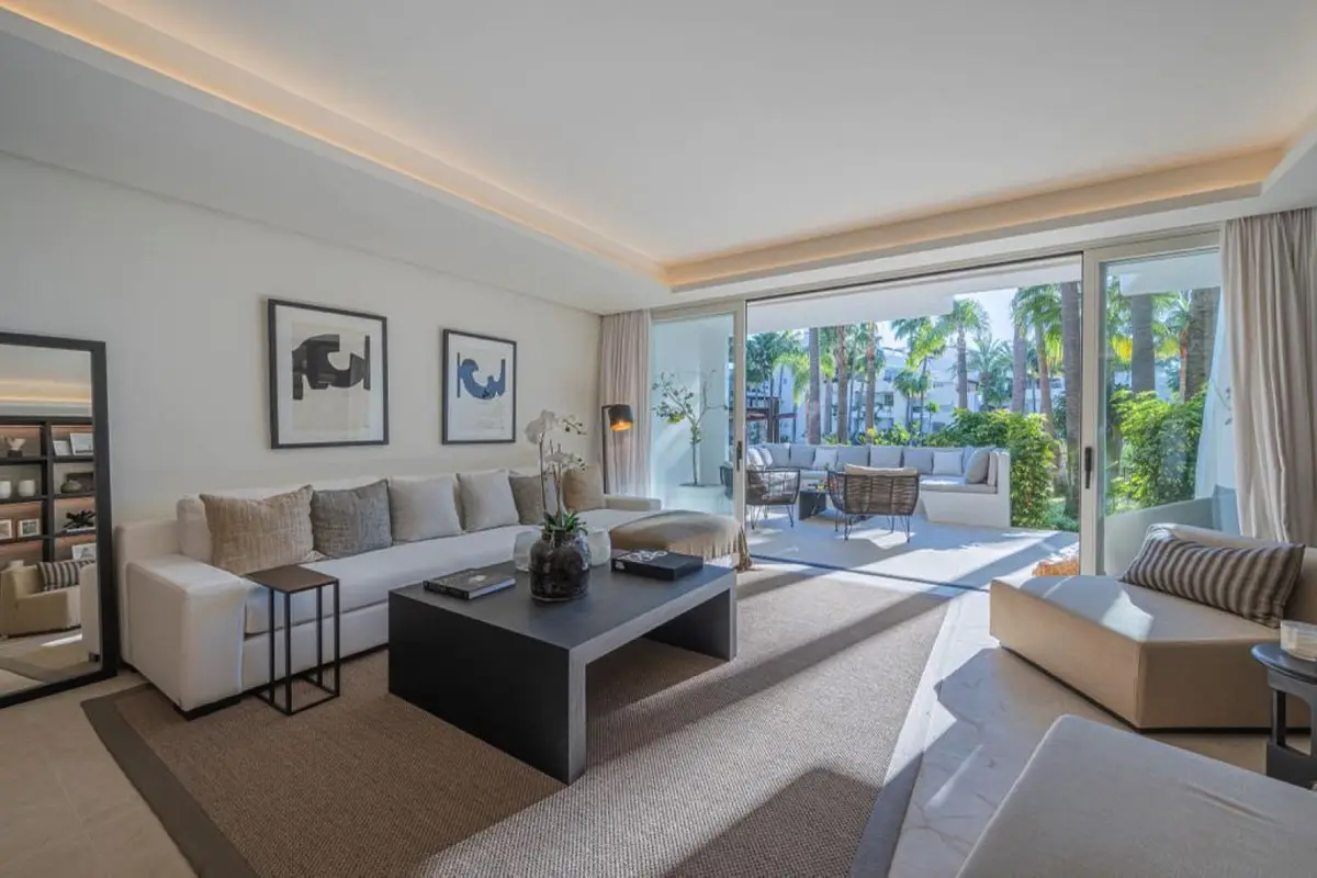 Ground Floor Apartment for sale in The Golden Mile — photo 1