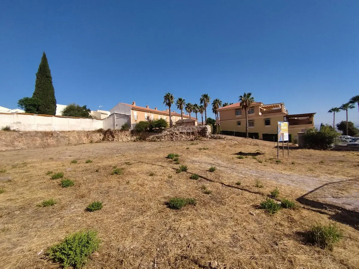 Residential Plot for sale in Coín — photo 1