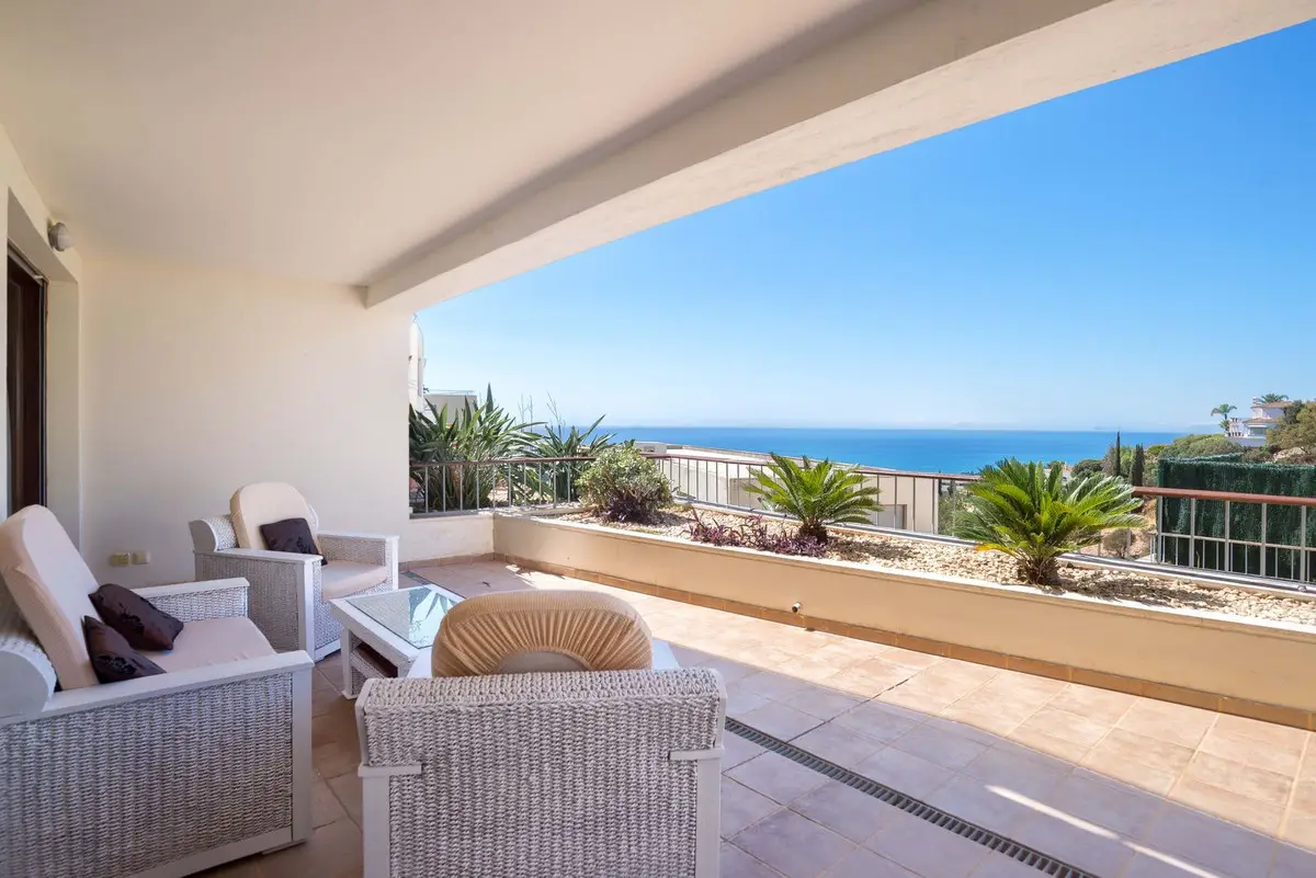 Ground Floor Apartment for sale in Altos de los Monteros — photo 1