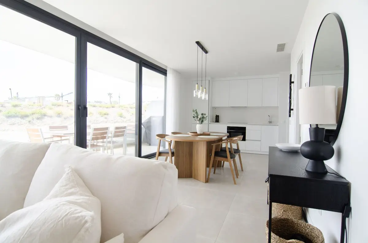 Middle Floor Apartment for sale in Fuengirola — photo 1