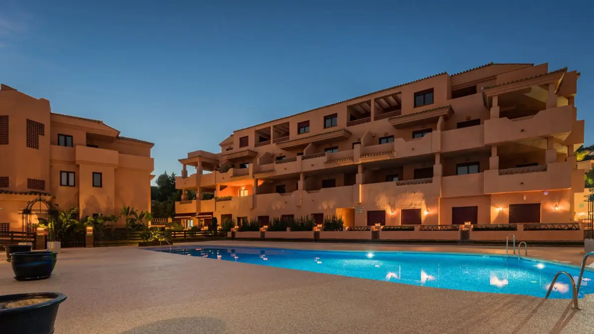 Top Floor Apartment for sale in El Paraiso — photo 1
