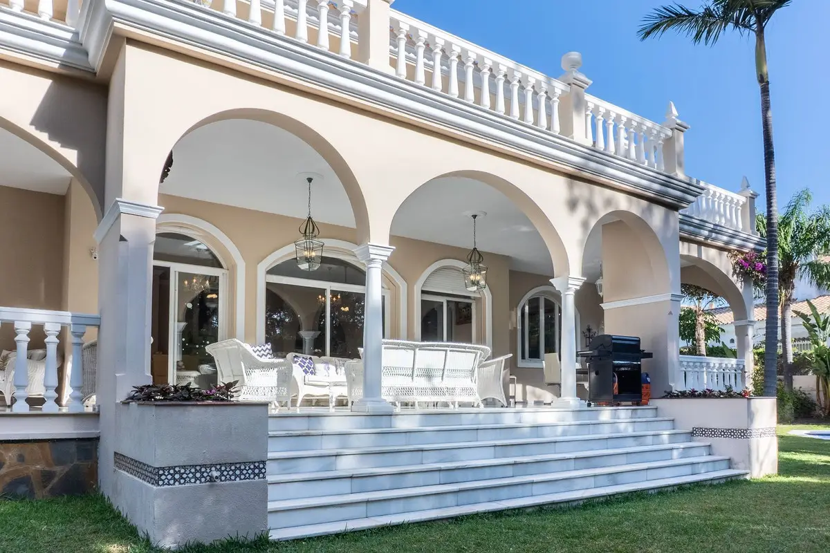 Detached Villa for sale in New Golden Mile — photo 1