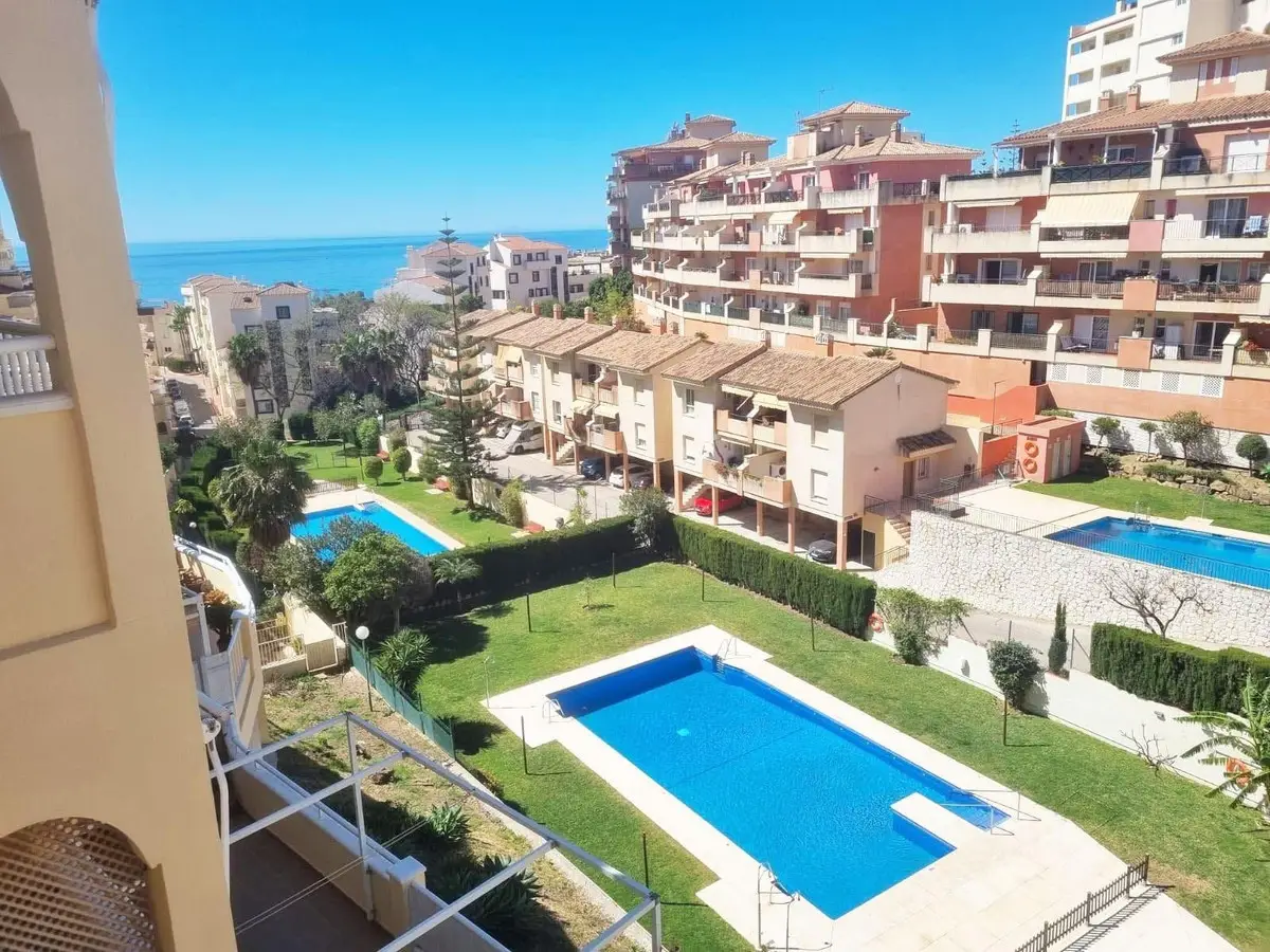 Penthouse for sale in Benalmadena Costa — photo 1