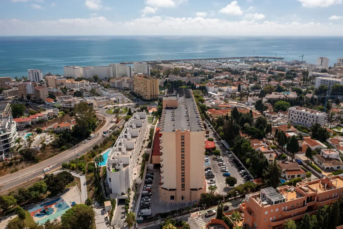 Middle Floor Apartment for sale in Torremolinos — photo 1