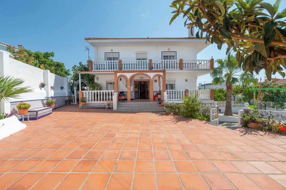 Detached Villa for sale in Torremolinos — photo 1