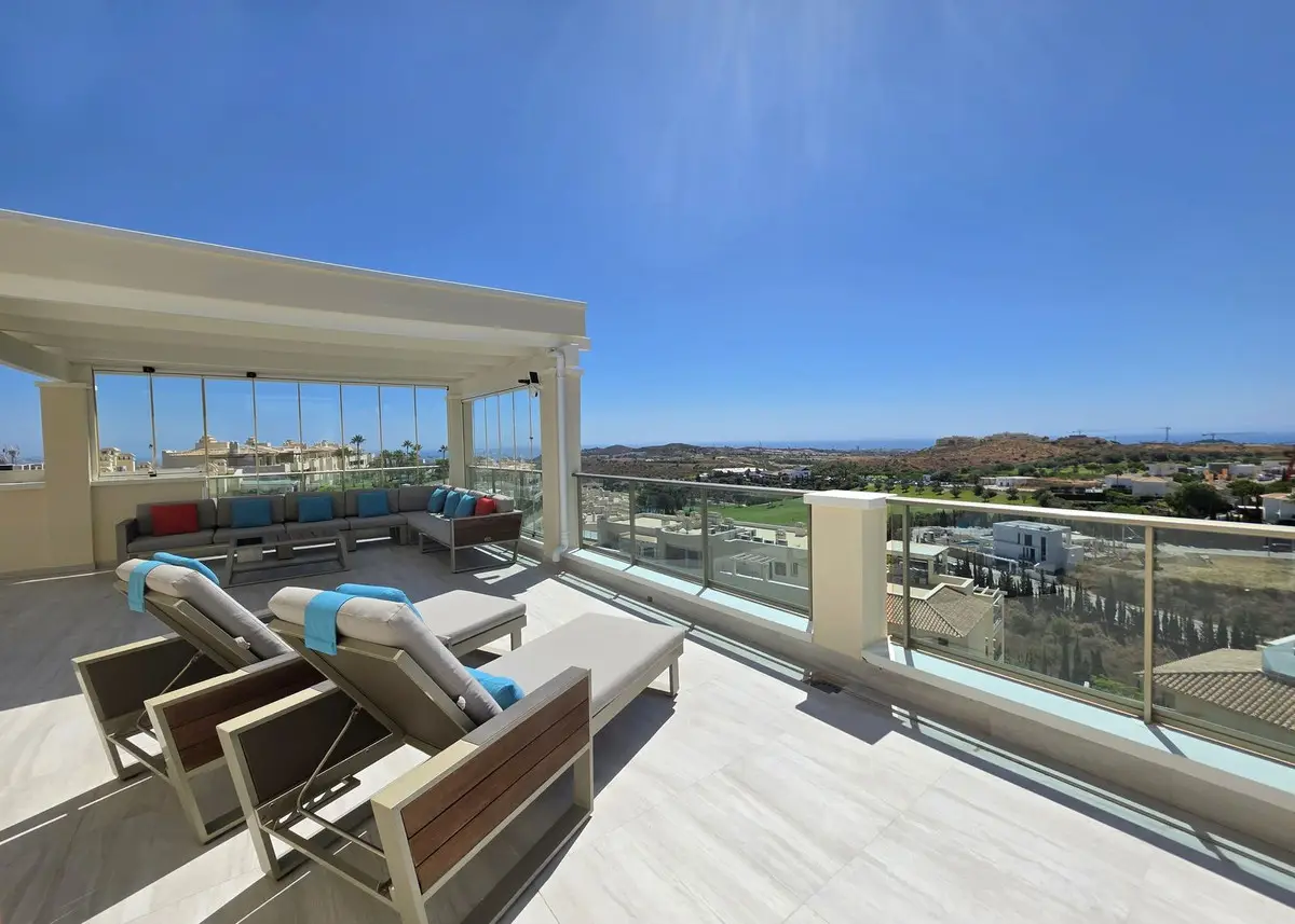 Penthouse for sale in Cerros del Aguila — photo 1