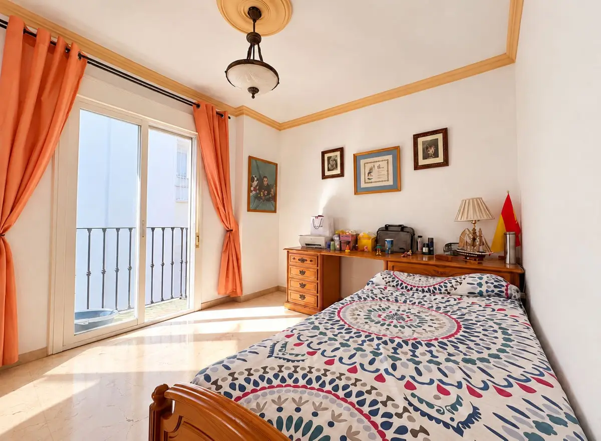 Middle Floor Apartment for sale in Mijas — photo 1