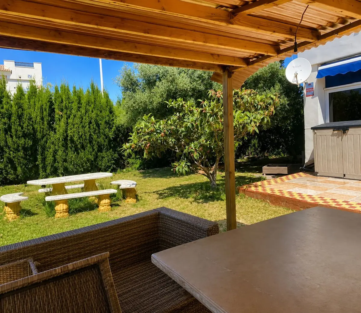 Ground Floor Apartment for sale in Nueva Andalucía — photo 1