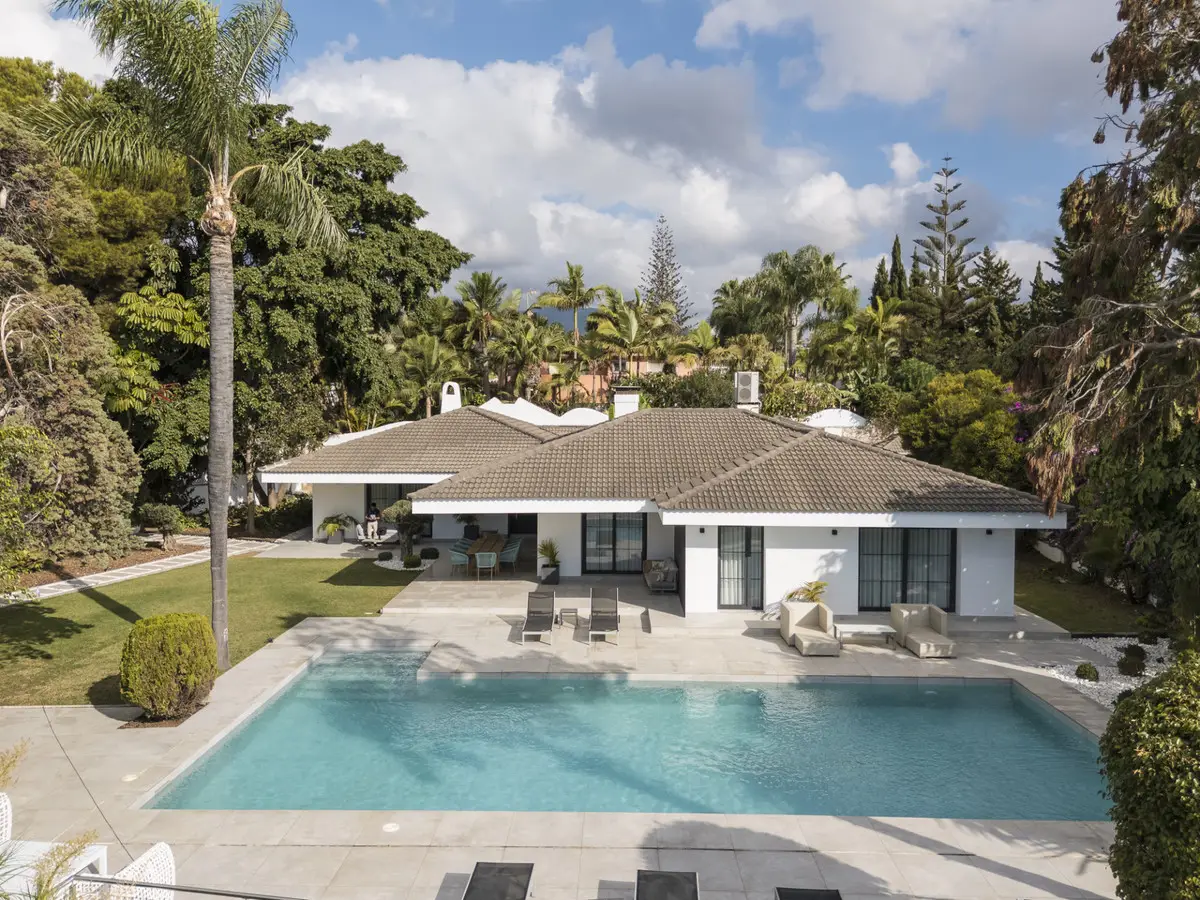 Detached Villa for sale in Marbella — photo 1