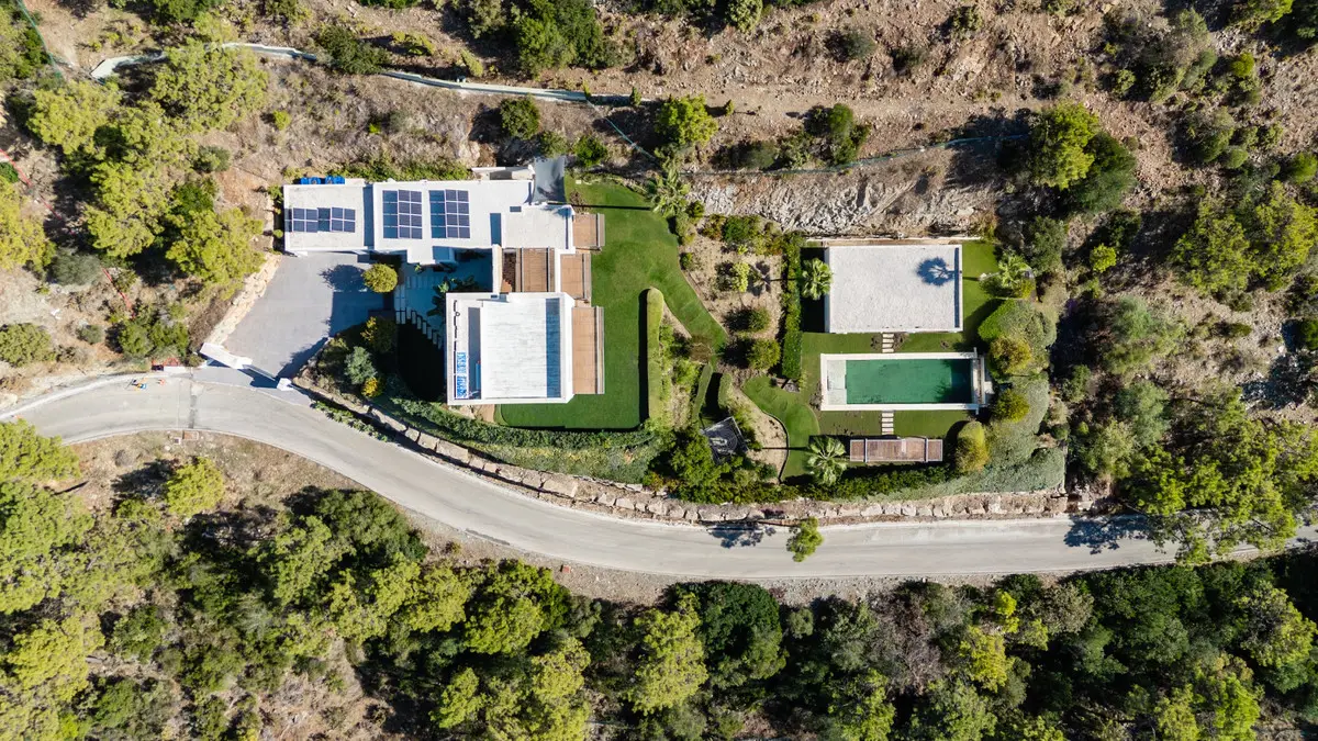Detached Villa for sale in El Madroñal — photo 1