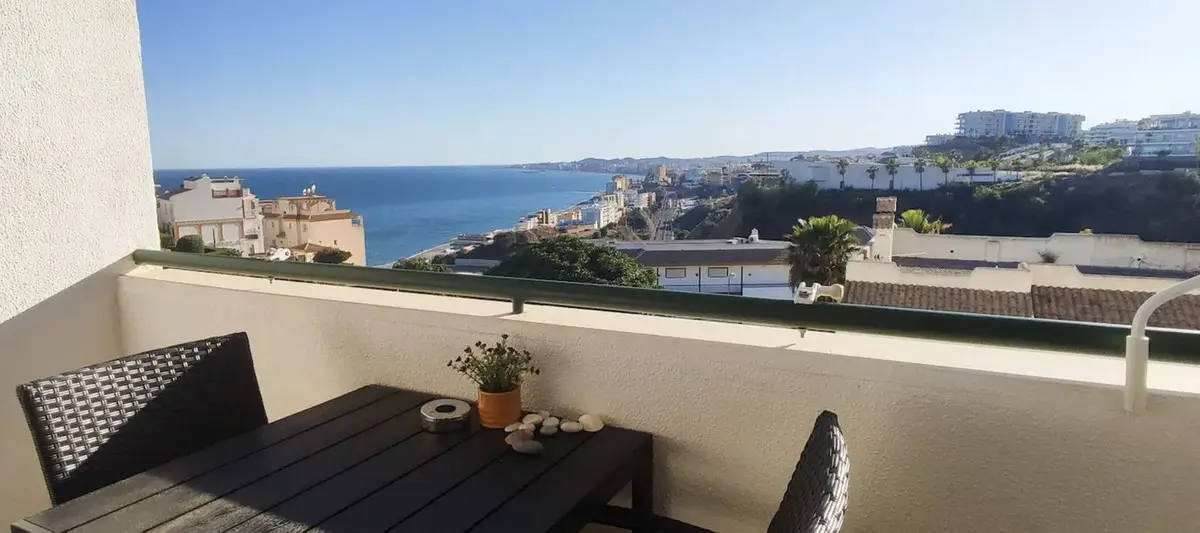 Middle Floor Apartment for sale in Benalmadena Costa — photo 1