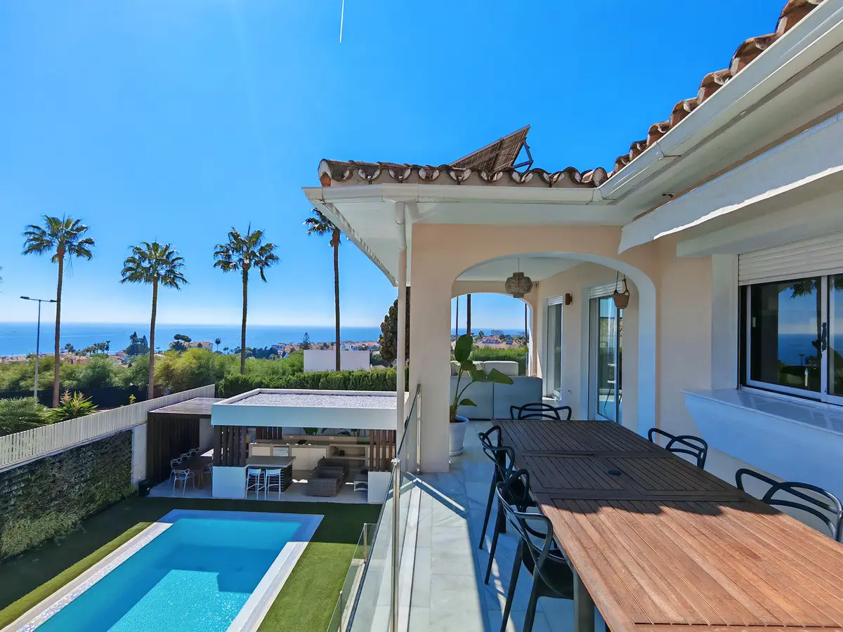 Detached Villa for sale in Riviera del Sol — photo 1