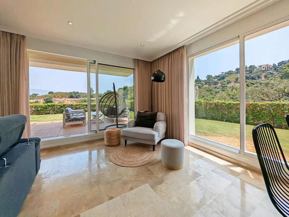 Ground Floor Apartment for sale in La Mairena — photo 1