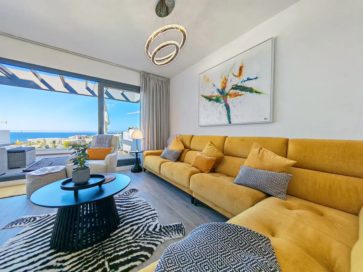 Penthouse for sale in Cabopino — photo 1