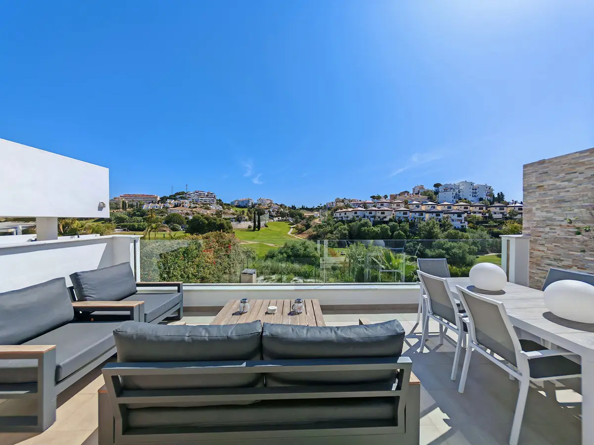 Semi-Detached House for sale in Riviera del Sol — photo 1