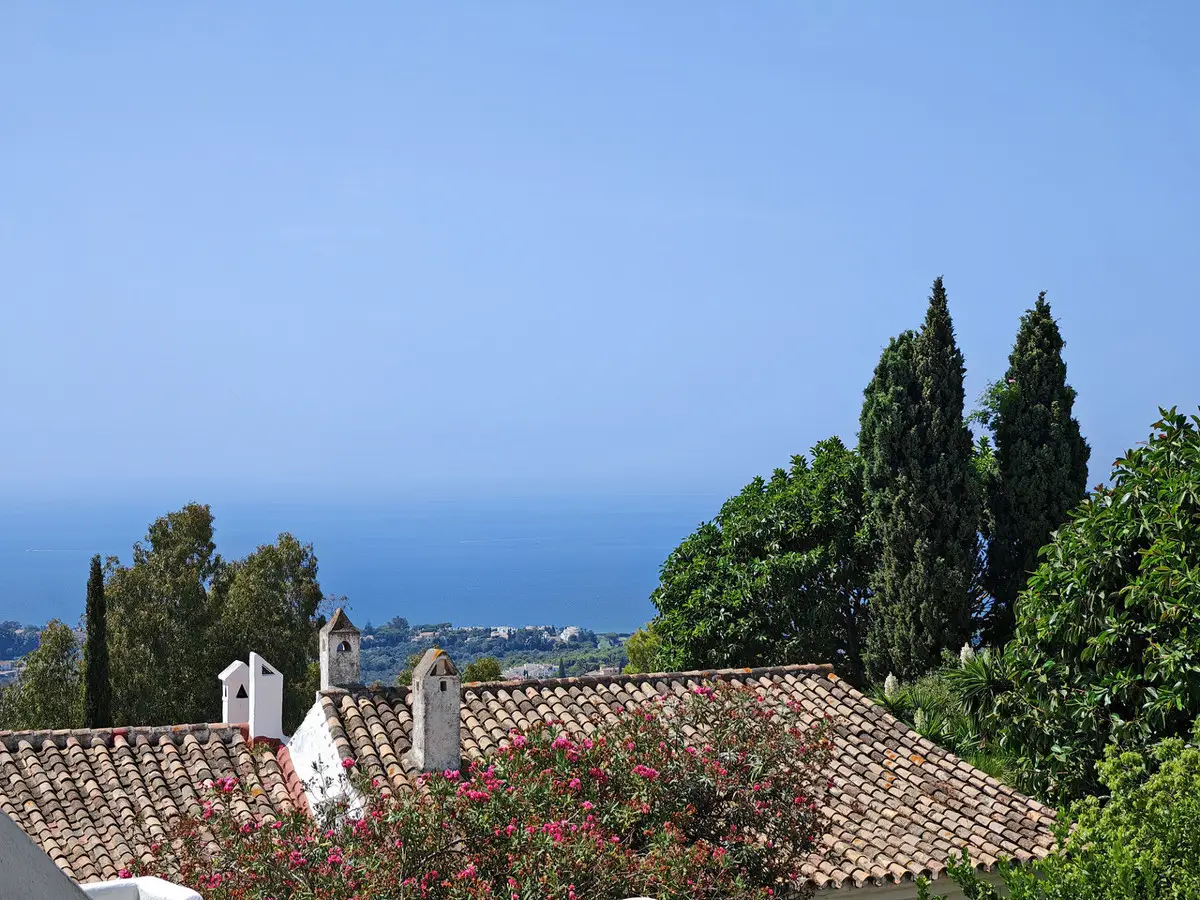 Townhouse for sale in Altos de los Monteros — photo 1