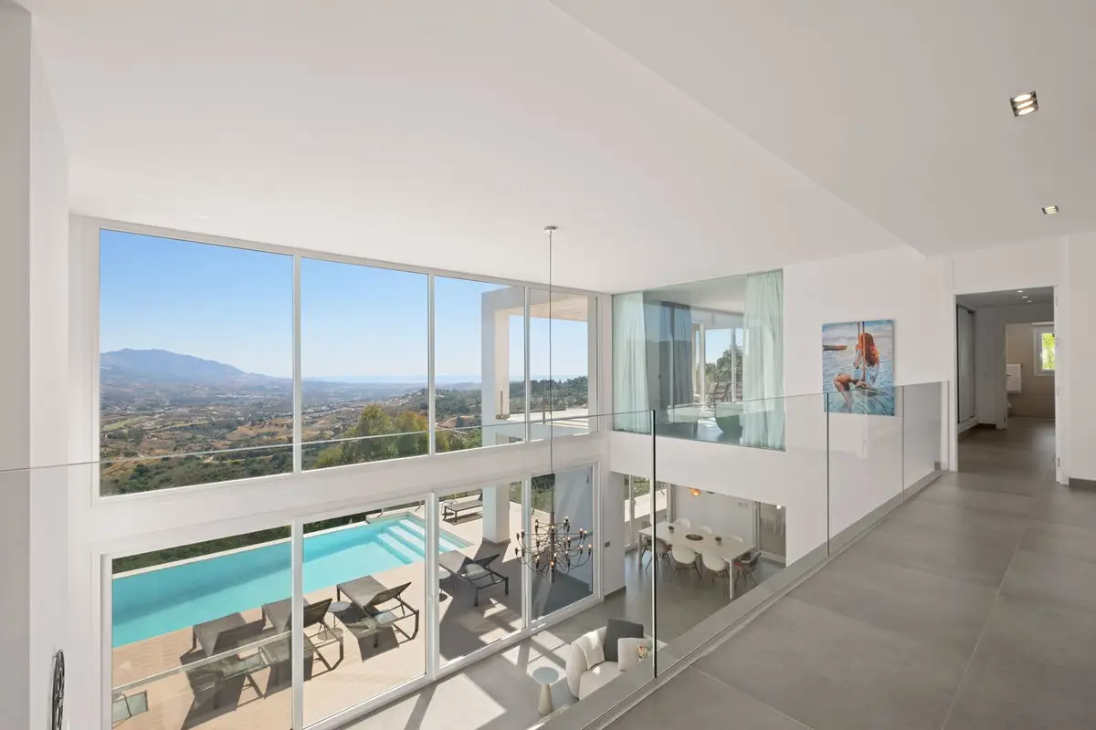 Detached Villa for sale in La Mairena — photo 1