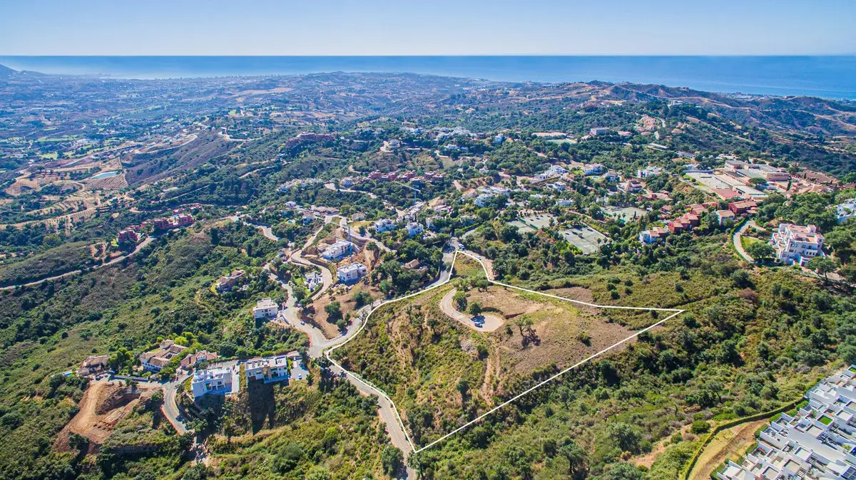 Residential Plot for sale in La Mairena — photo 1