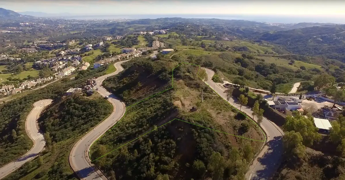 Residential Plot for sale in La Mairena — photo 1