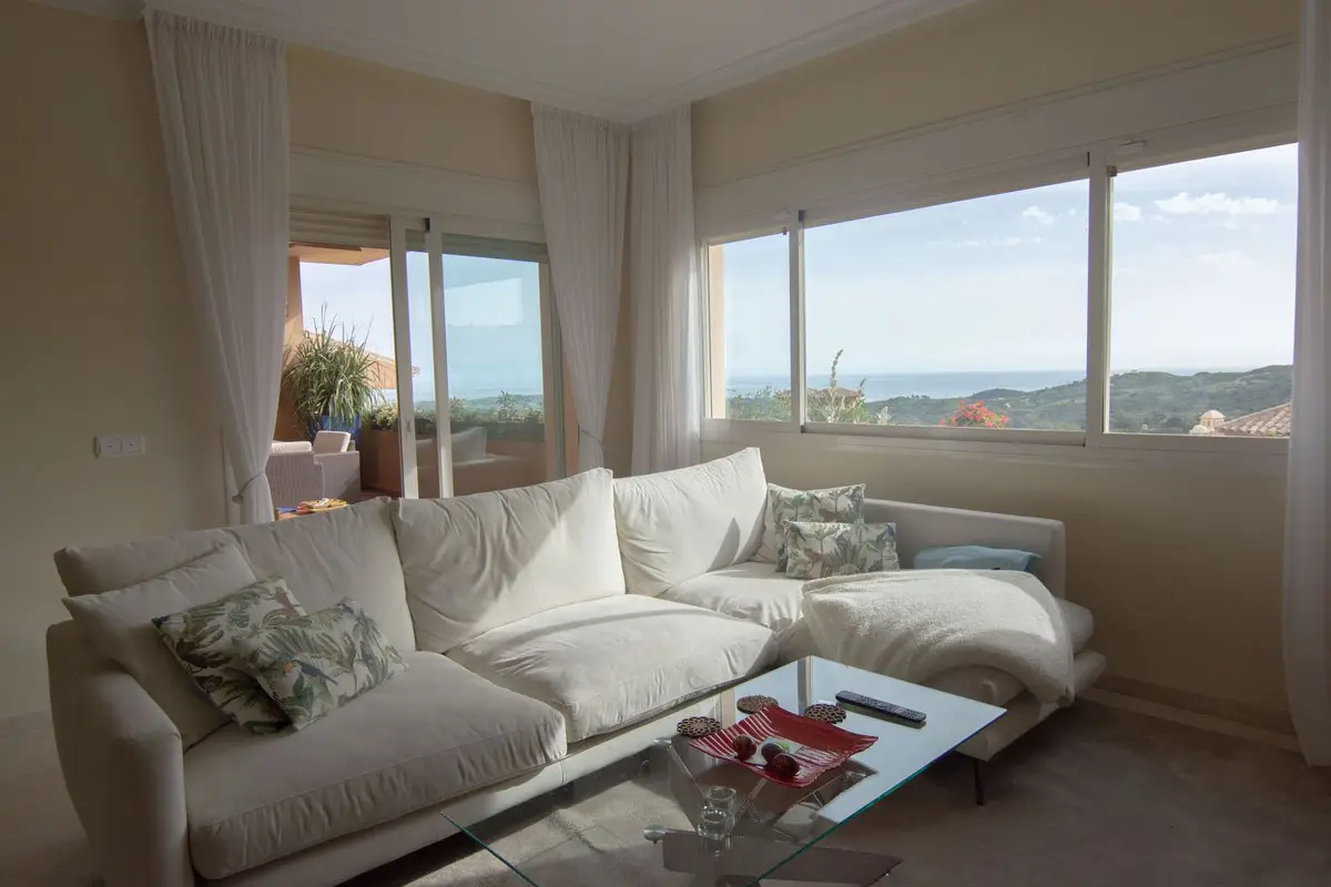 Middle Floor Apartment for sale in La Mairena — photo 1