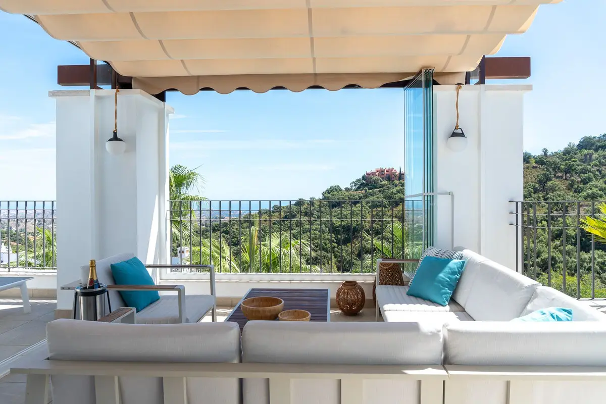 Penthouse for sale in La Mairena — photo 1