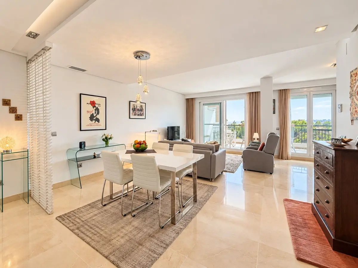 Middle Floor Apartment for sale in Los Arqueros — photo 1