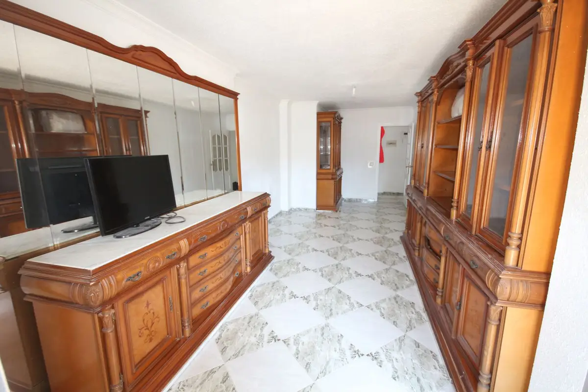 Middle Floor Apartment for sale in Málaga Centro — photo 1