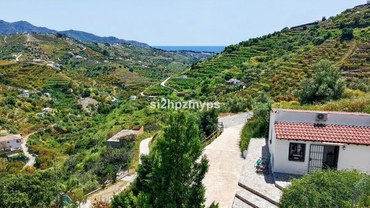 Detached Villa for sale in Frigiliana — photo 1