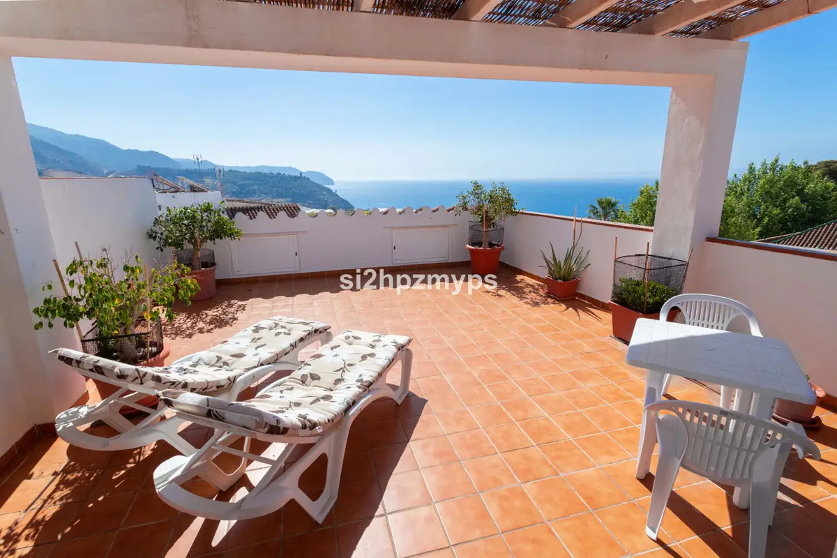 Townhouse for sale in Nerja — photo 1