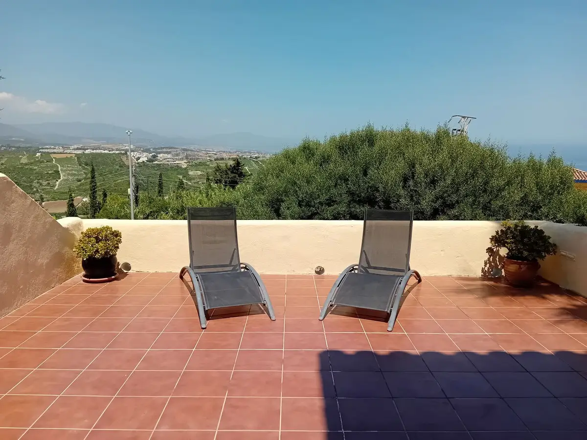 Semi-Detached House for sale in Manilva — photo 1