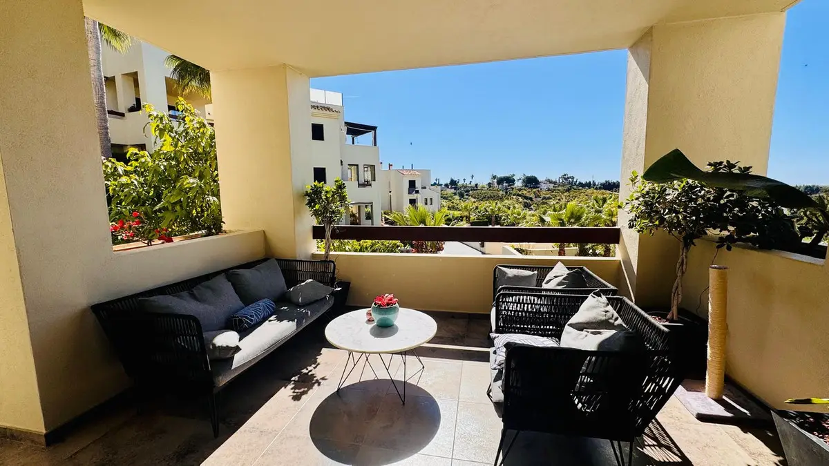 Middle Floor Apartment for sale in Selwo — photo 1