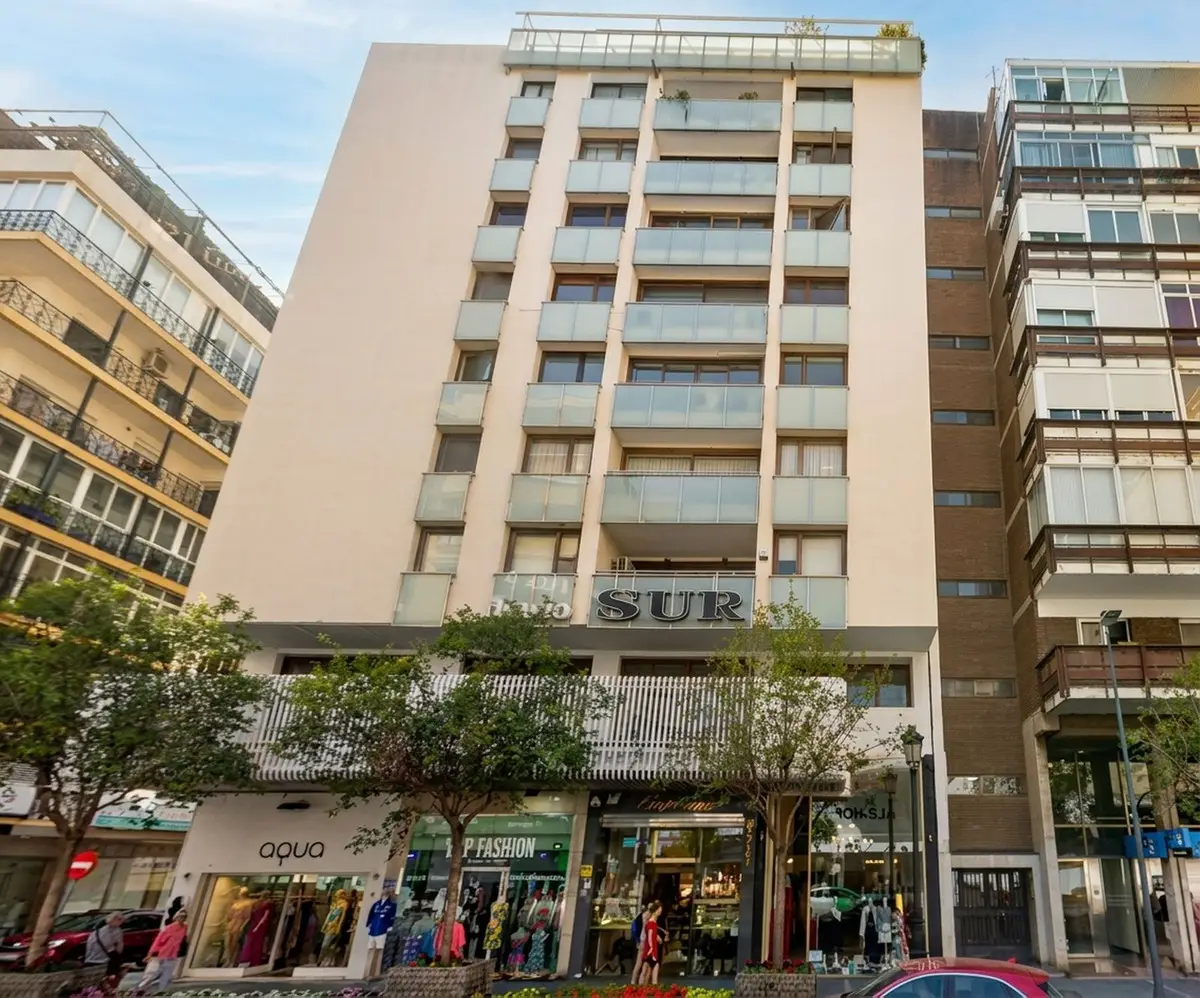 Middle Floor Apartment for sale in Marbella — photo 1