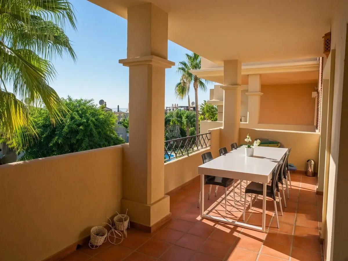 Middle Floor Apartment for sale in Bel Air — photo 1