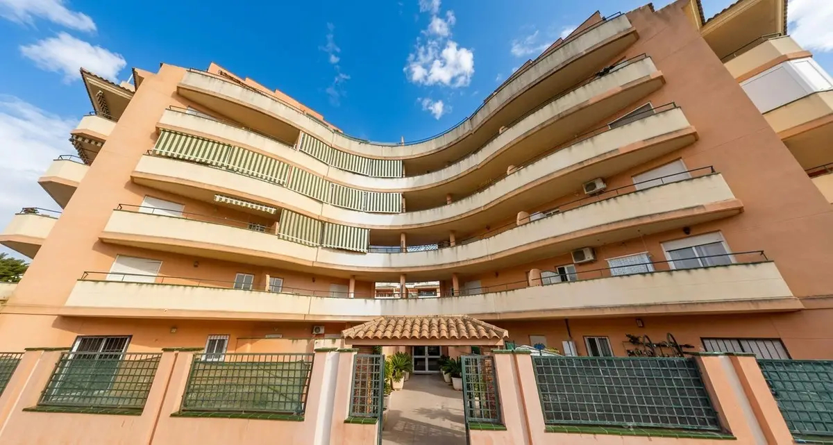 Ground Floor Apartment for sale in San Luis de Sabinillas — photo 1