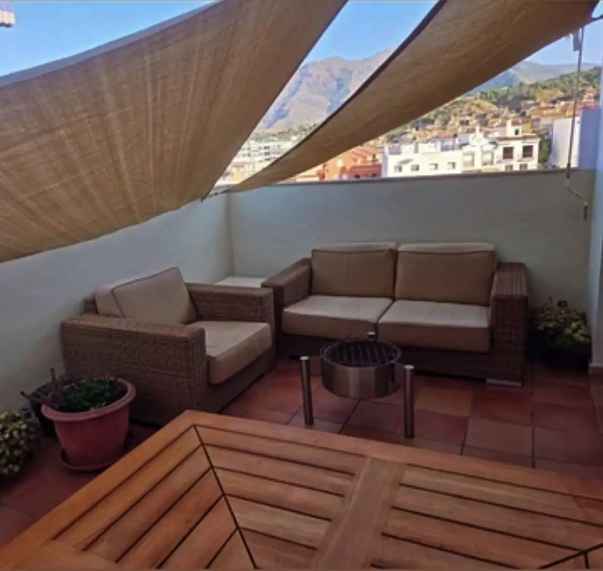 Semi-Detached House for sale in Estepona — photo 1