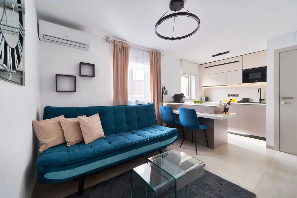 Middle Floor Apartment for sale in Marbella — photo 1