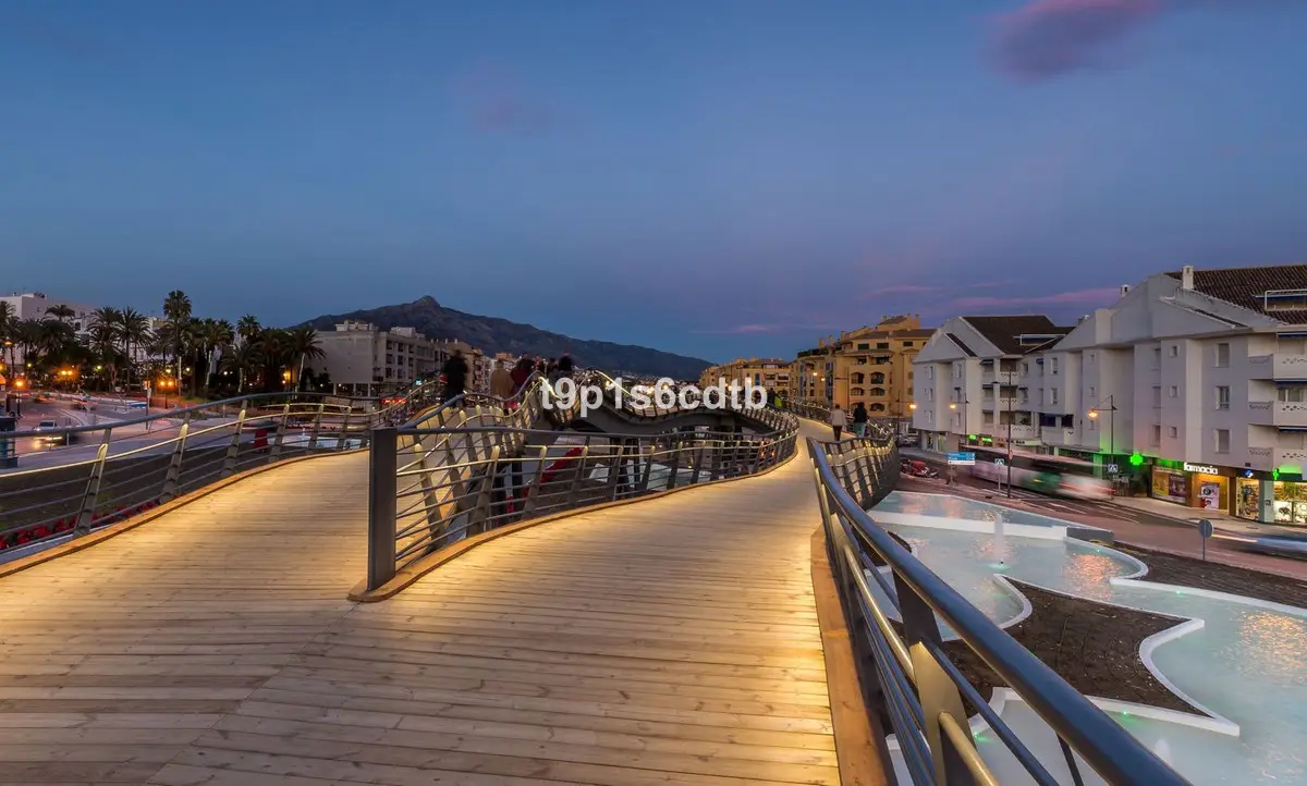 Middle Floor Apartment for sale in San Pedro de Alcántara — photo 1