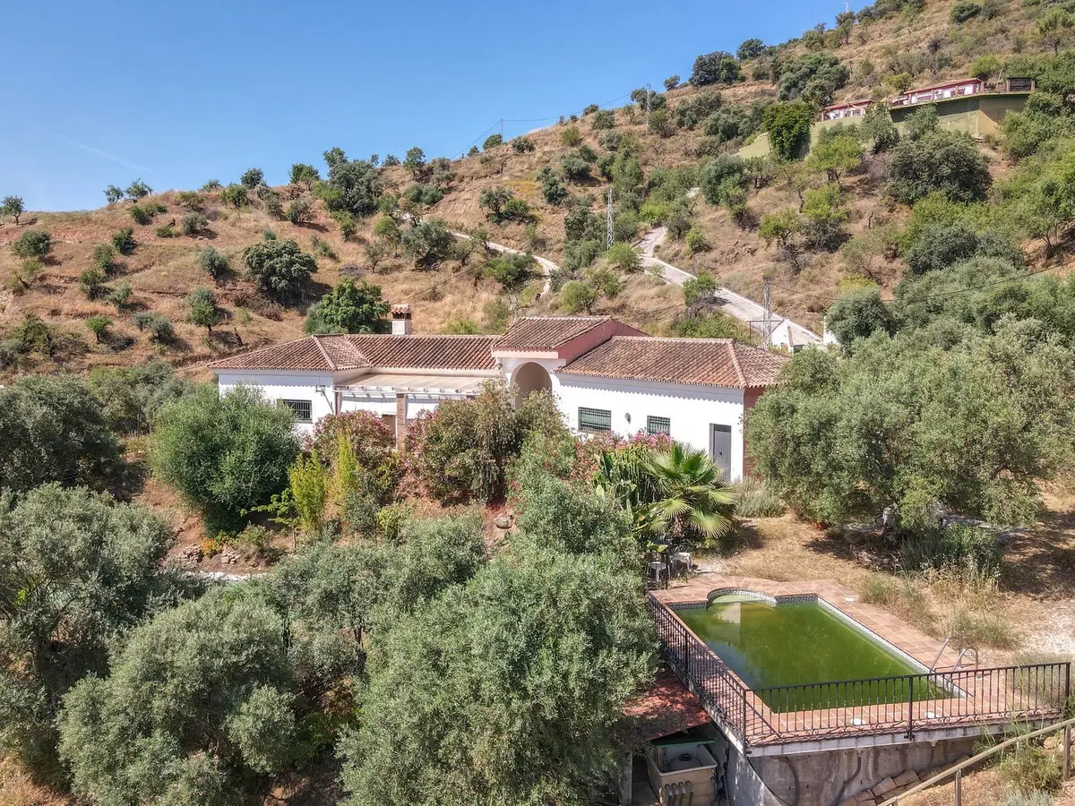 Detached Villa for sale in Monda — photo 1