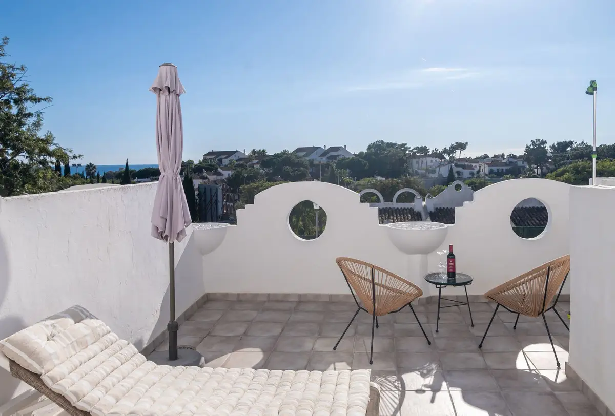 Townhouse for sale in Marbella — photo 1