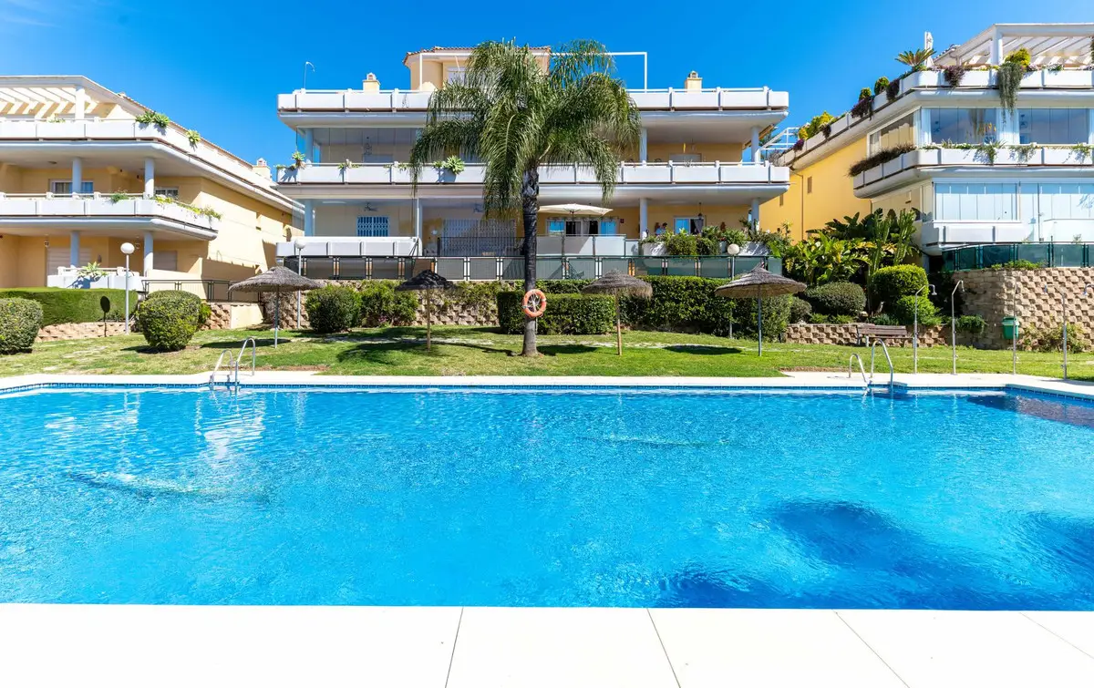Ground Floor Apartment for sale in Cabopino — photo 1