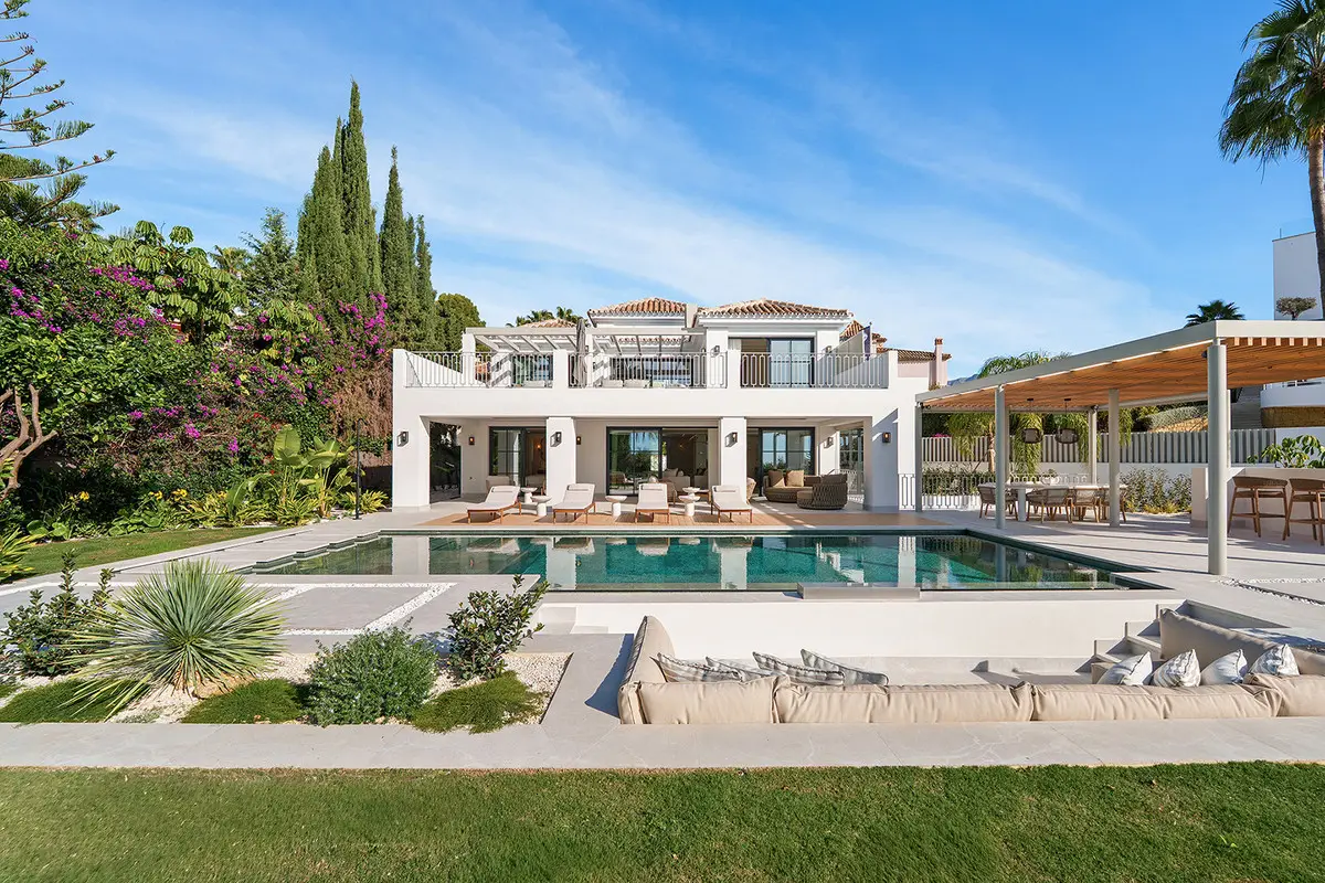 Detached Villa for sale in La Quinta — photo 1