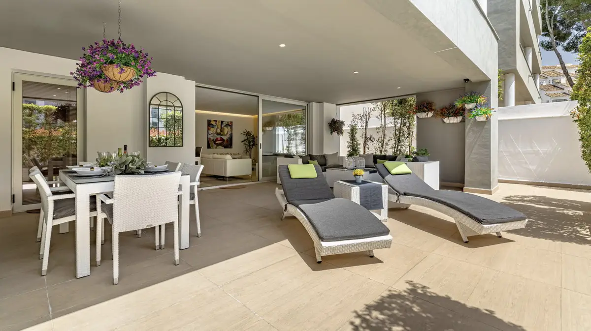 Ground Floor Apartment for sale in Puerto Banús — photo 1