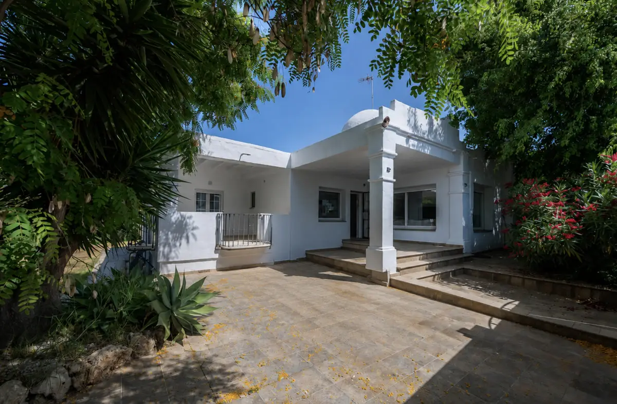 Semi-Detached House for sale in Hacienda Las Chapas — photo 1