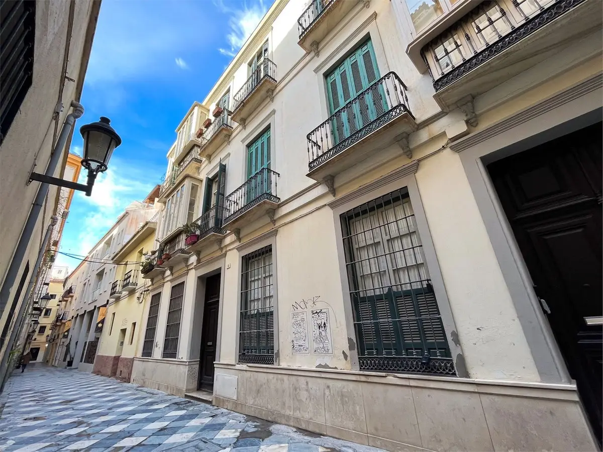 Middle Floor Apartment for sale in Málaga Centro — photo 1