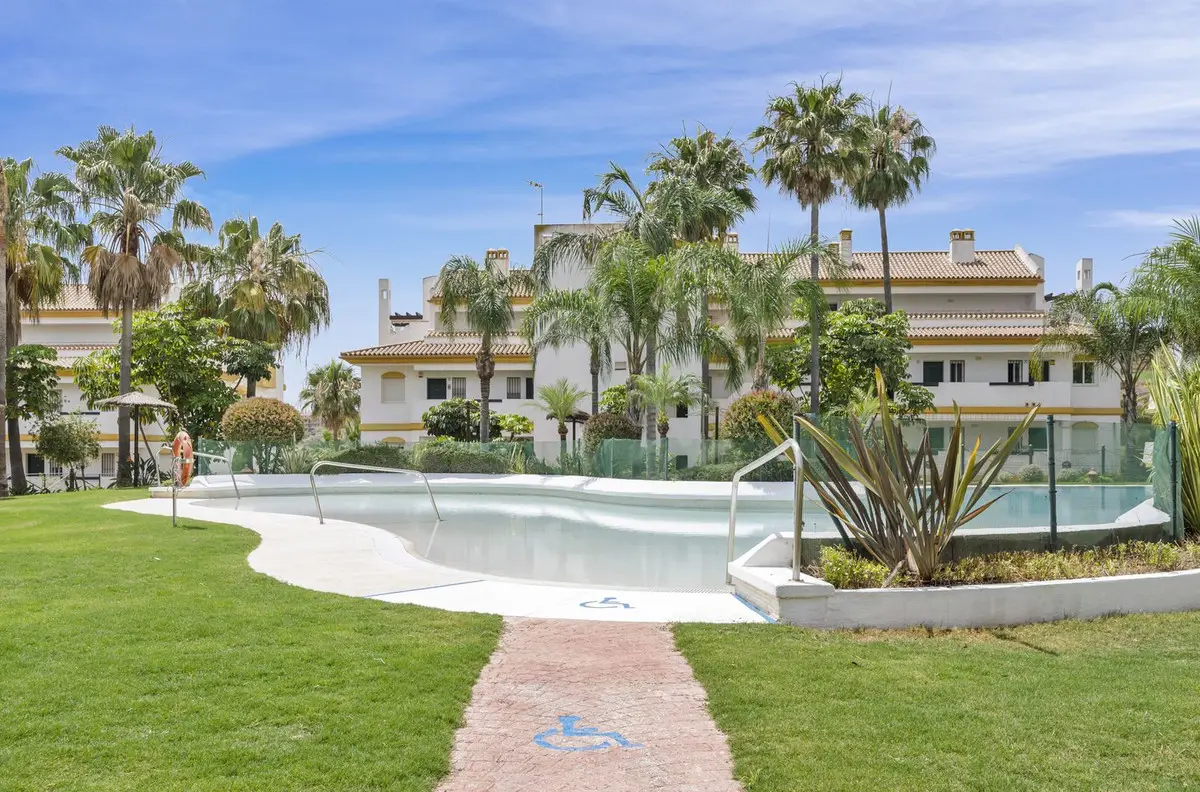 Ground Floor Apartment for sale in Calanova Golf — photo 1